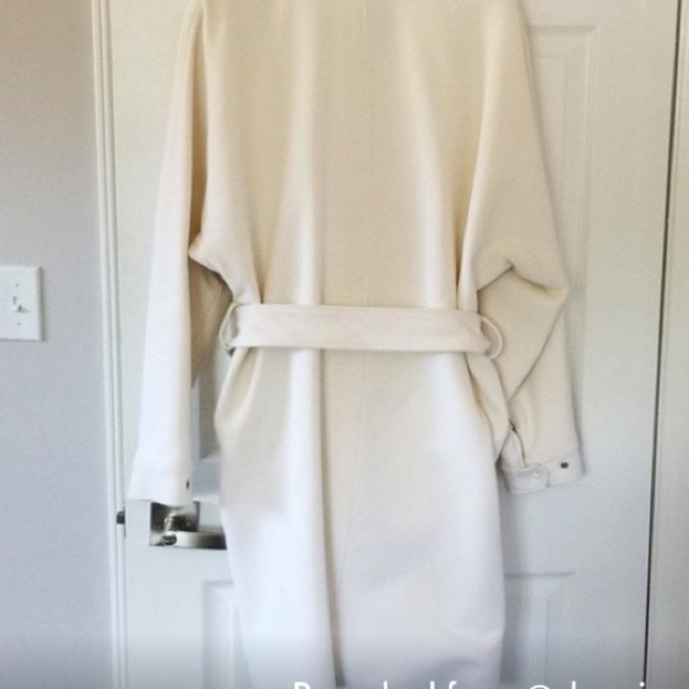 Moschino coat size 8 - Picture 6 of 6